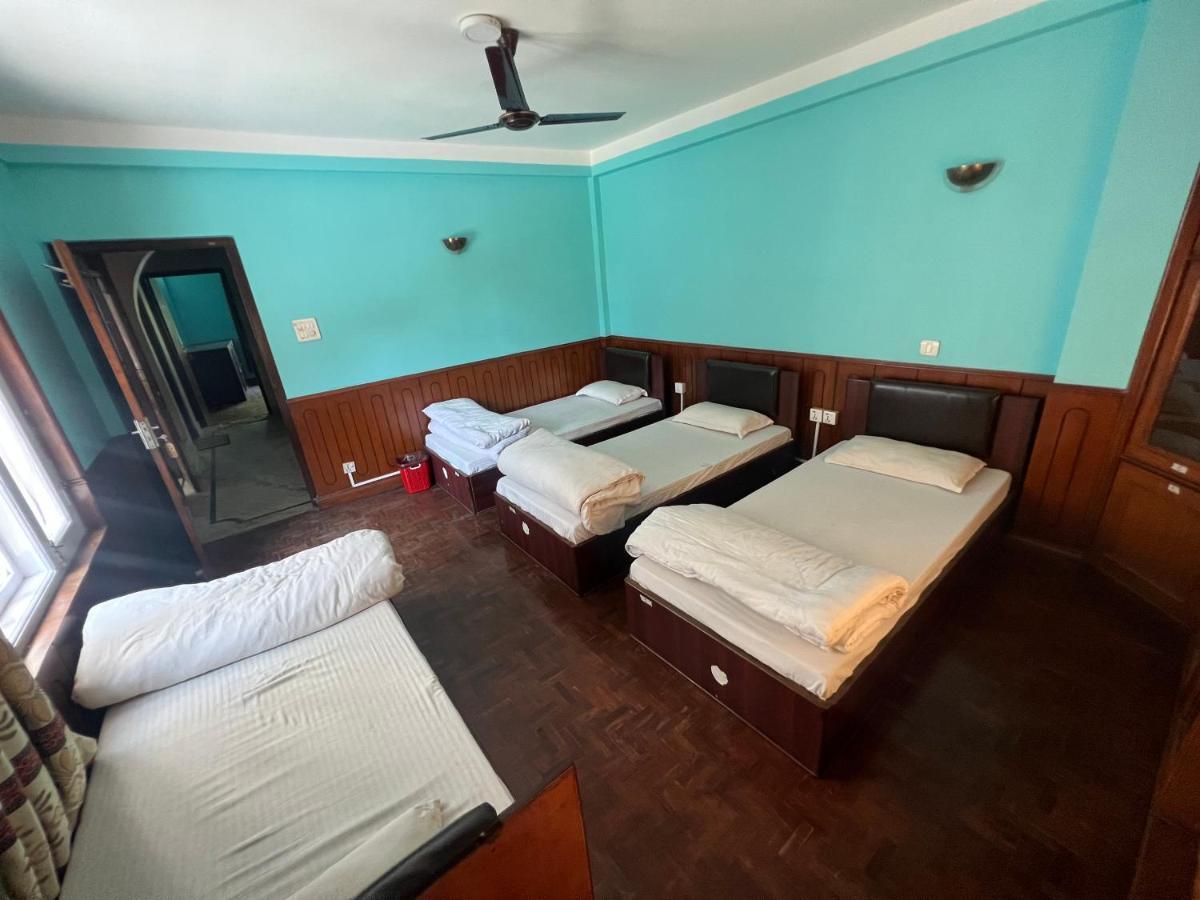 Hello Ktm Hostel Катманду Экстерьер фото