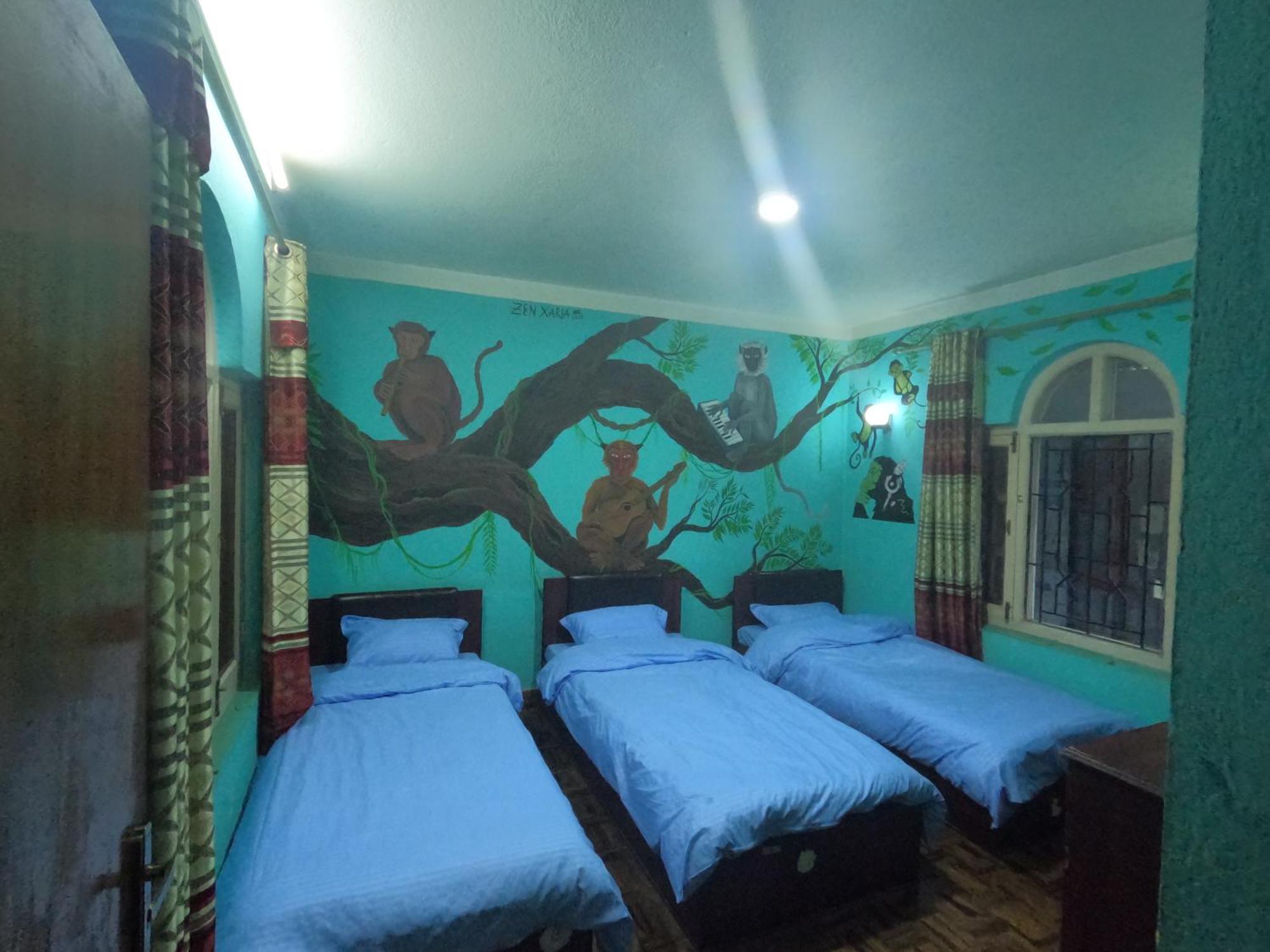 Hello Ktm Hostel Катманду Экстерьер фото