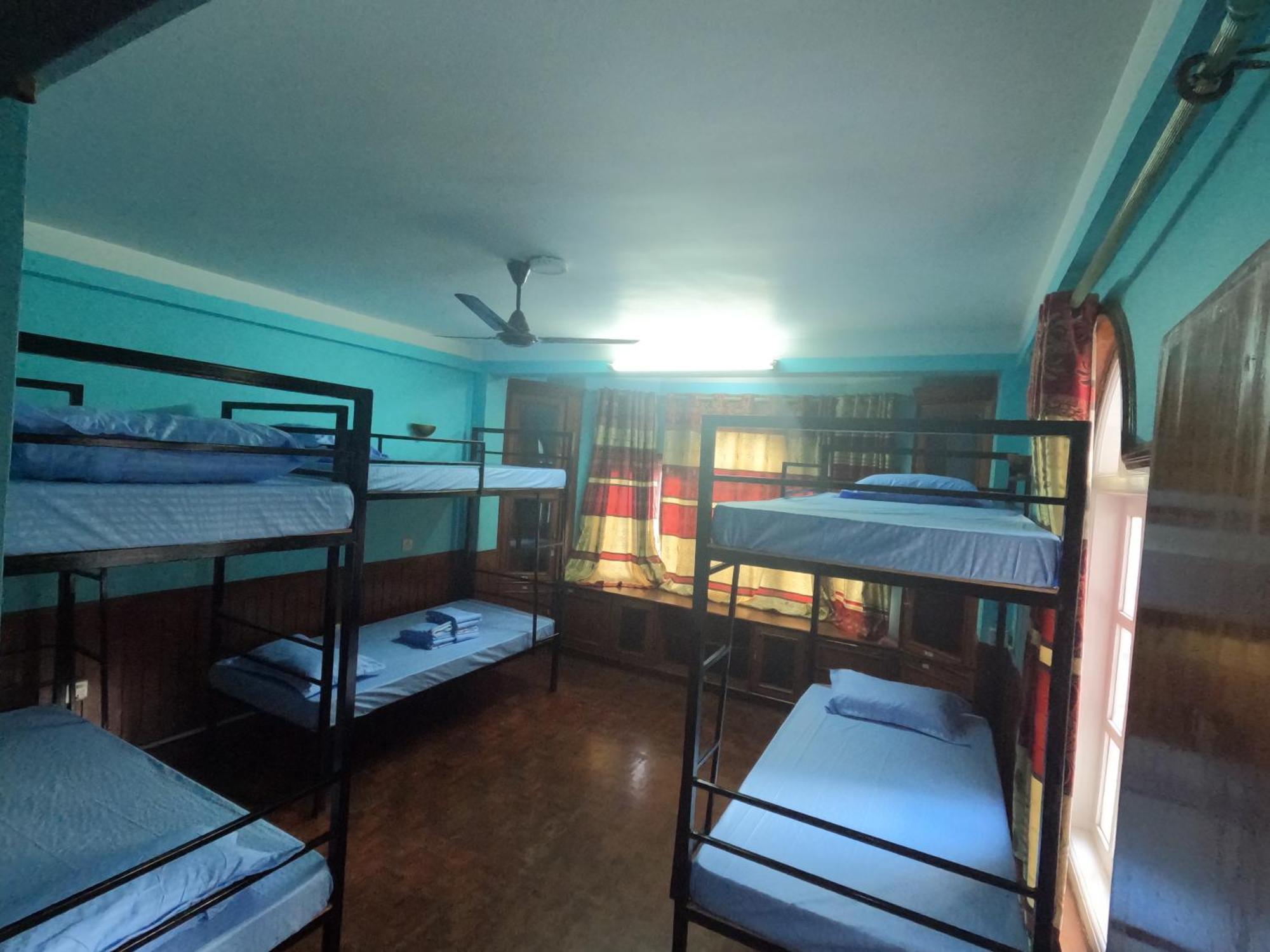Hello Ktm Hostel Катманду Экстерьер фото