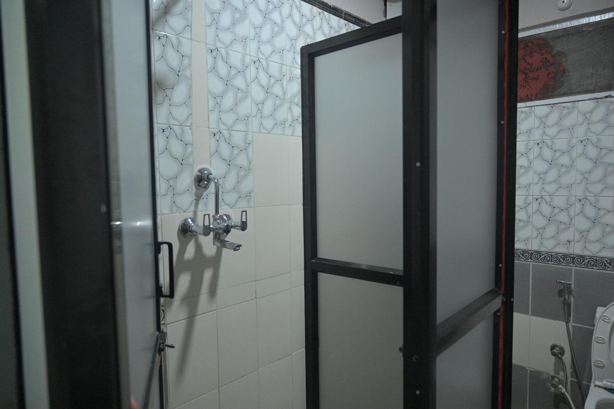 Hello Ktm Hostel Катманду Экстерьер фото