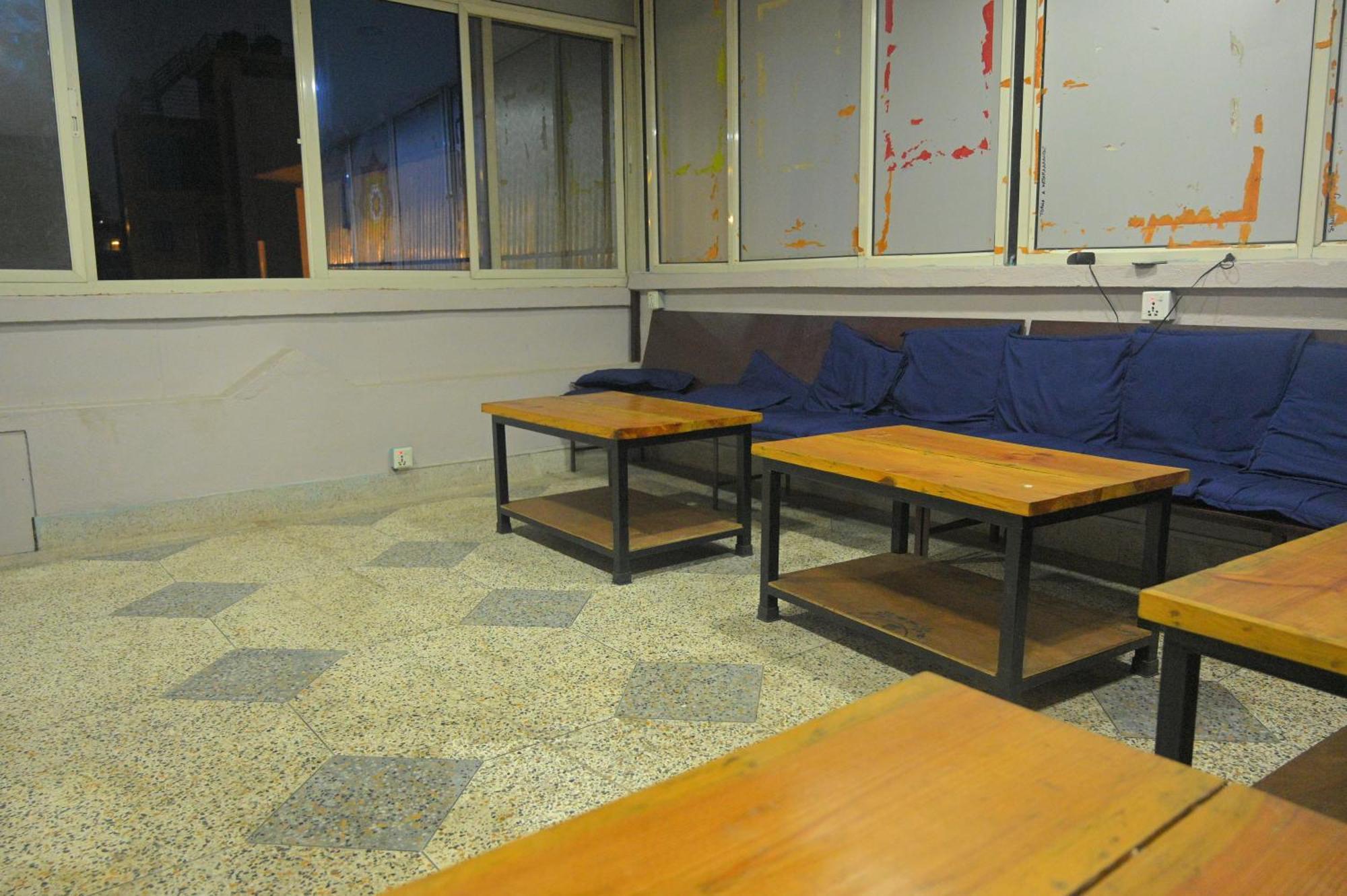 Hello Ktm Hostel Катманду Экстерьер фото