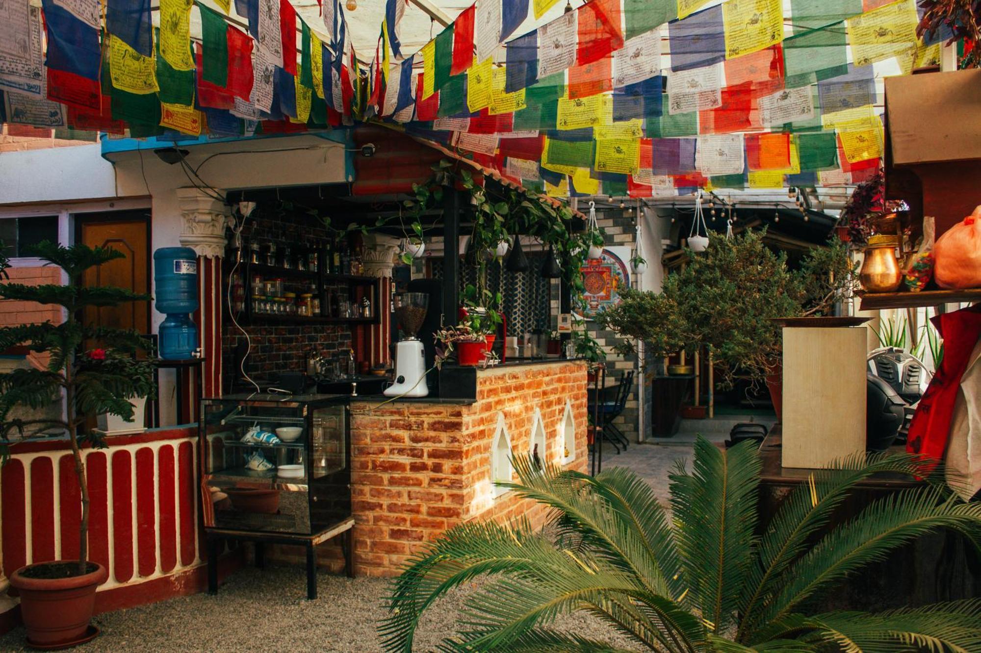 Hello Ktm Hostel Катманду Экстерьер фото